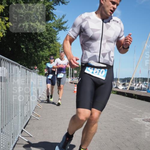 17.08.2025 - KN Förde Triathlon 2025 KatJ http://msf.ph/oto/8587473 17.08.2025 13:30:36 Laufen 404, 460, 461 meine-sportfotos.de