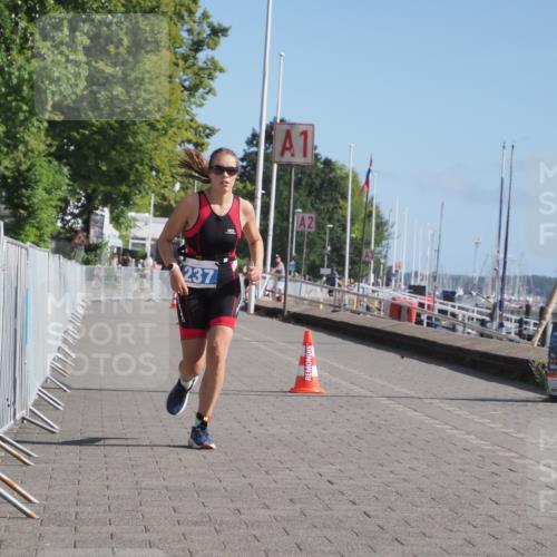 17.08.2025 - KN Förde Triathlon 2025 KatJ http://msf.ph/oto/8587540 17.08.2025 10:37:32 Laufen 237 meine-sportfotos.de