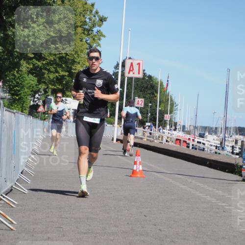 17.08.2025 - KN Förde Triathlon 2025 KatJ http://msf.ph/oto/8587556 17.08.2025 13:30:49 Laufen 434, 450 meine-sportfotos.de