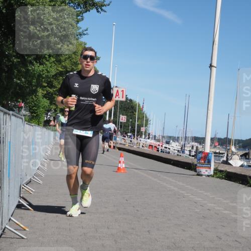 17.08.2025 - KN Förde Triathlon 2025 KatJ http://msf.ph/oto/8587592 17.08.2025 13:30:50 Laufen 434, 450 meine-sportfotos.de