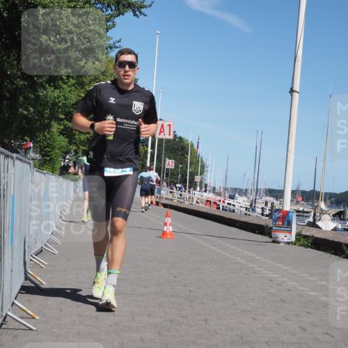 17.08.2025 - KN Förde Triathlon 2025 KatJ http://msf.ph/oto/8587597 17.08.2025 13:30:50 Laufen 434, 450 meine-sportfotos.de