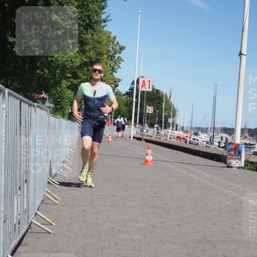 17.08.2025 - KN Förde Triathlon 2025 KatJ http://msf.ph/oto/8587691 17.08.2025 13:30:55 Laufen 450 meine-sportfotos.de