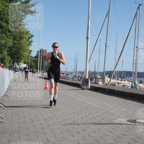 17.08.2025 - KN Förde Triathlon 2025 KatJ http://msf.ph/oto/8587700 17.08.2025 10:38:00 Laufen 174 meine-sportfotos.de