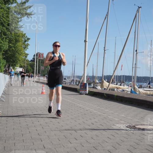 17.08.2025 - KN Förde Triathlon 2025 KatJ http://msf.ph/oto/8587717 17.08.2025 10:38:01 Laufen 174 meine-sportfotos.de
