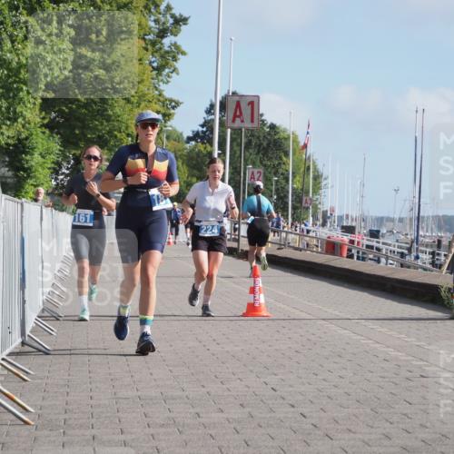 17.08.2025 - KN Förde Triathlon 2025 KatJ http://msf.ph/oto/8587765 17.08.2025 10:13:26 Laufen 161, 181, 224 meine-sportfotos.de