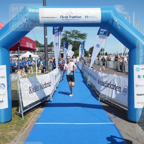 17.08.2025 - KN Förde Triathlon 2025 MichiJ http://msf.ph/oto/8587781 17.08.2025 13:42:39 Laufen 415, 419 meine-sportfotos.de