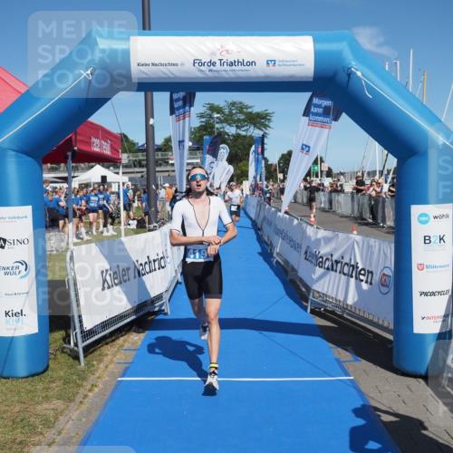 17.08.2025 - KN Förde Triathlon 2025 MichiJ http://msf.ph/oto/8587817 17.08.2025 13:42:40 Laufen 415, 419 meine-sportfotos.de