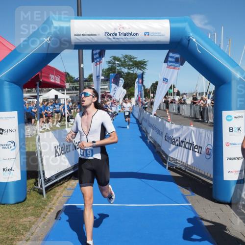 17.08.2025 - KN Förde Triathlon 2025 MichiJ http://msf.ph/oto/8587830 17.08.2025 13:42:40 Laufen 415, 419 meine-sportfotos.de