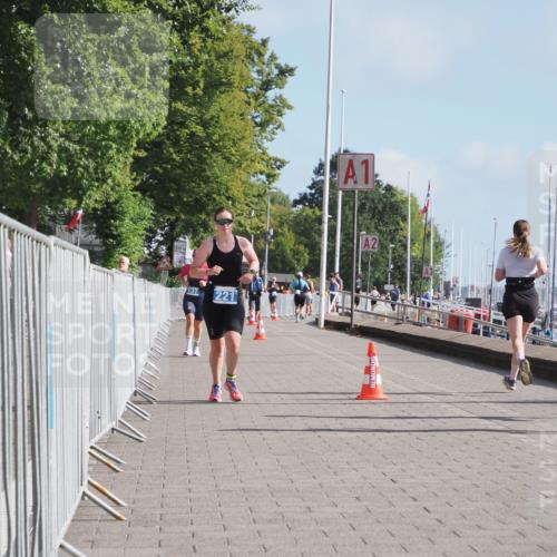 17.08.2025 - KN Förde Triathlon 2025 KatJ http://msf.ph/oto/8587906 17.08.2025 10:13:40 Laufen 221 meine-sportfotos.de