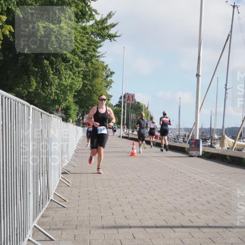 17.08.2025 - KN Förde Triathlon 2025 KatJ http://msf.ph/oto/8587934 17.08.2025 10:13:42 Laufen 137, 221 meine-sportfotos.de