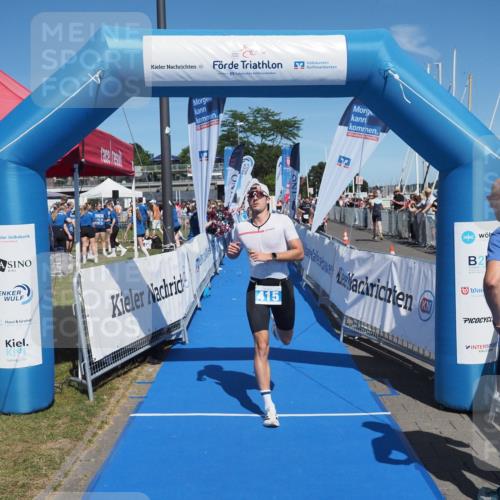 17.08.2025 - KN Förde Triathlon 2025 MichiJ http://msf.ph/oto/8587952 17.08.2025 13:42:43 Laufen 415, 419 meine-sportfotos.de