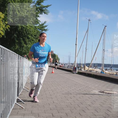 17.08.2025 - KN Förde Triathlon 2025 KatJ http://msf.ph/oto/8587961 17.08.2025 10:38:15 Laufen 169, 196 meine-sportfotos.de