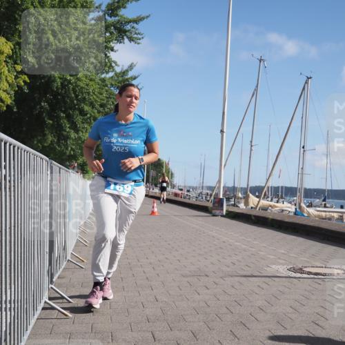 17.08.2025 - KN Förde Triathlon 2025 KatJ http://msf.ph/oto/8587966 17.08.2025 10:38:15 Laufen 169, 196 meine-sportfotos.de