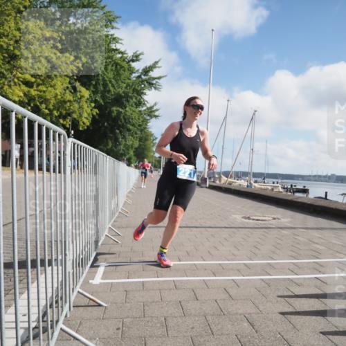 17.08.2025 - KN Förde Triathlon 2025 KatJ http://msf.ph/oto/8588006 17.08.2025 10:13:45 Laufen 137, 221 meine-sportfotos.de