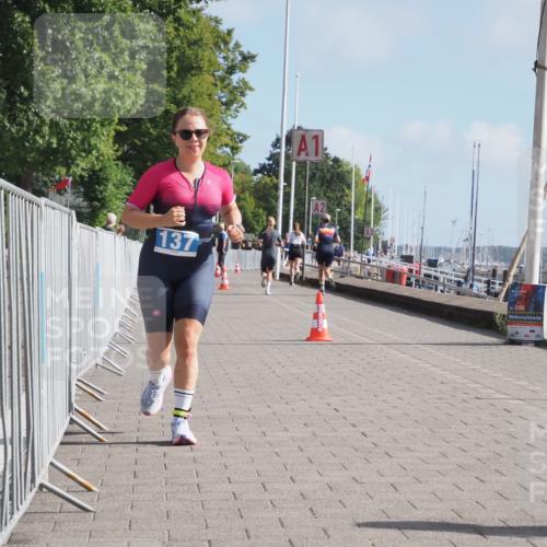 17.08.2025 - KN Förde Triathlon 2025 KatJ http://msf.ph/oto/8588029 17.08.2025 10:13:48 Laufen 137 meine-sportfotos.de