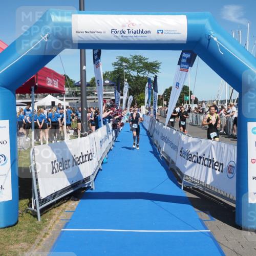 17.08.2025 - KN Förde Triathlon 2025 MichiJ http://msf.ph/oto/8588060 17.08.2025 13:44:19 Laufen 413 meine-sportfotos.de