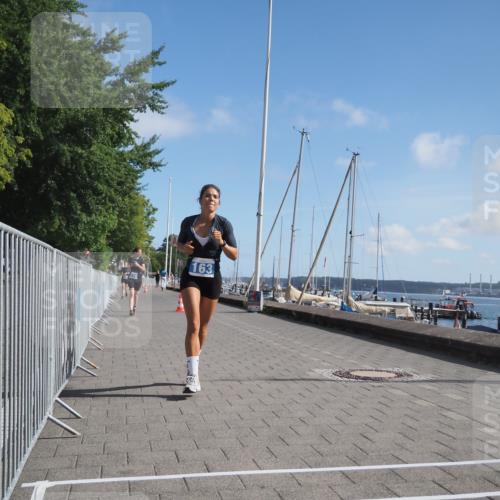 17.08.2025 - KN Förde Triathlon 2025 KatJ http://msf.ph/oto/8588068 17.08.2025 10:38:40 Laufen 163, 176 meine-sportfotos.de