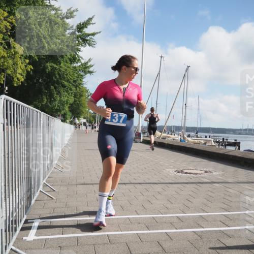 17.08.2025 - KN Förde Triathlon 2025 KatJ http://msf.ph/oto/8588086 17.08.2025 10:13:50 Laufen 137 meine-sportfotos.de