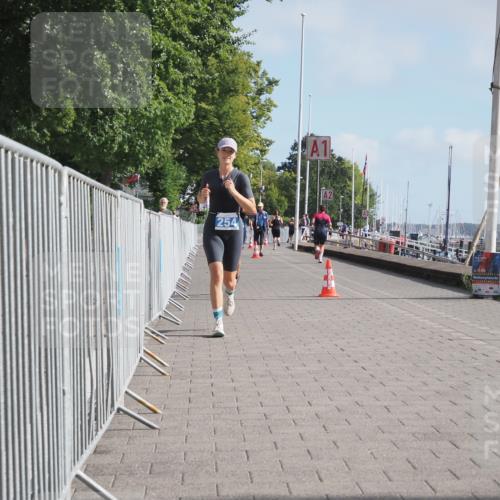17.08.2025 - KN Förde Triathlon 2025 KatJ http://msf.ph/oto/8588123 17.08.2025 10:14:07 Laufen 145, 254 meine-sportfotos.de