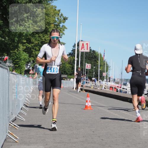17.08.2025 - KN Förde Triathlon 2025 KatJ http://msf.ph/oto/8588127 17.08.2025 13:31:47 Laufen 419, 422 meine-sportfotos.de