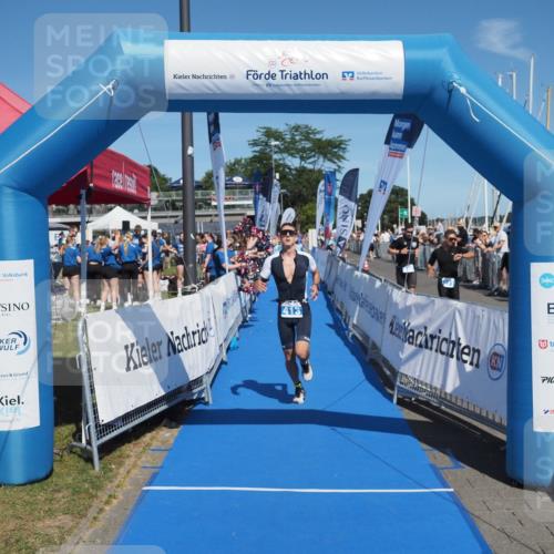 17.08.2025 - KN Förde Triathlon 2025 MichiJ http://msf.ph/oto/8588130 17.08.2025 13:44:21 Laufen 413, 422 meine-sportfotos.de