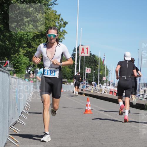 17.08.2025 - KN Förde Triathlon 2025 KatJ http://msf.ph/oto/8588141 17.08.2025 13:31:48 Laufen 419, 422 meine-sportfotos.de