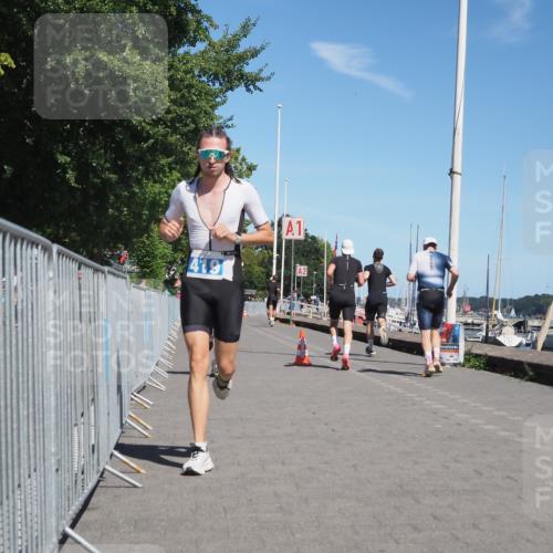 17.08.2025 - KN Förde Triathlon 2025 KatJ http://msf.ph/oto/8588161 17.08.2025 13:31:48 Laufen 419, 422 meine-sportfotos.de