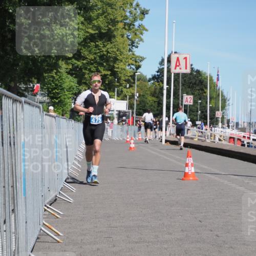 17.08.2025 - KN Förde Triathlon 2025 KatJ http://msf.ph/oto/8588255 17.08.2025 13:32:06 Laufen 475 meine-sportfotos.de