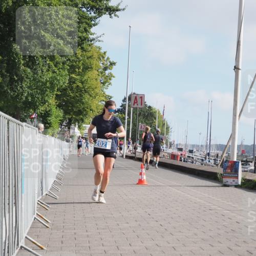 17.08.2025 - KN Förde Triathlon 2025 KatJ http://msf.ph/oto/8588325 17.08.2025 10:14:23 Laufen 166, 202 meine-sportfotos.de