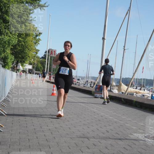 17.08.2025 - KN Förde Triathlon 2025 KatJ http://msf.ph/oto/8588332 17.08.2025 10:38:59 Laufen 208 meine-sportfotos.de