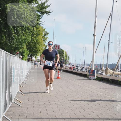 17.08.2025 - KN Förde Triathlon 2025 KatJ http://msf.ph/oto/8588365 17.08.2025 10:14:24 Laufen 202 meine-sportfotos.de