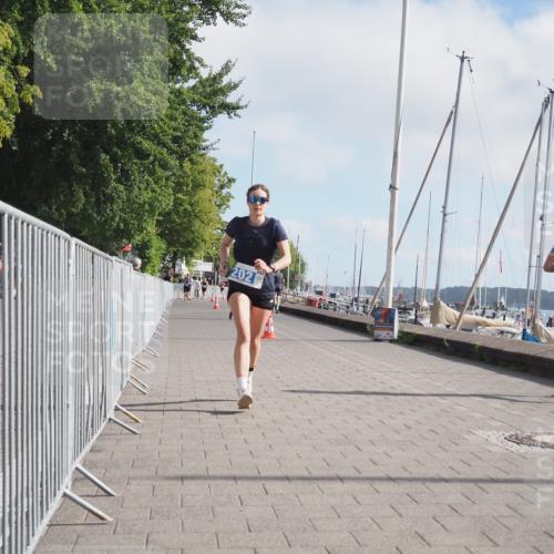 17.08.2025 - KN Förde Triathlon 2025 KatJ http://msf.ph/oto/8588378 17.08.2025 10:14:24 Laufen 202 meine-sportfotos.de