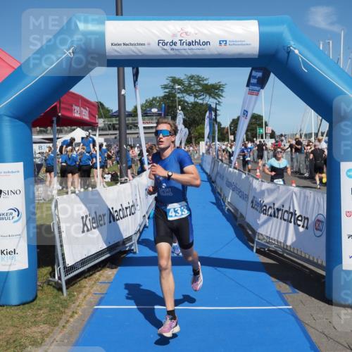 17.08.2025 - KN Förde Triathlon 2025 MichiJ http://msf.ph/oto/8588395 17.08.2025 13:44:28 Laufen 407, 422, 433 meine-sportfotos.de