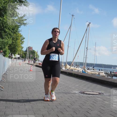 17.08.2025 - KN Förde Triathlon 2025 KatJ http://msf.ph/oto/8588411 17.08.2025 10:39:00 Laufen 208 meine-sportfotos.de