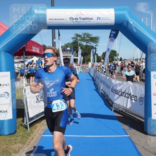 17.08.2025 - KN Förde Triathlon 2025 MichiJ http://msf.ph/oto/8588412 17.08.2025 13:44:28 Laufen 407, 422, 433 meine-sportfotos.de
