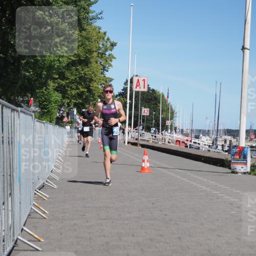 17.08.2025 - KN Förde Triathlon 2025 KatJ http://msf.ph/oto/8588413 17.08.2025 13:32:31 Laufen 395, 509 meine-sportfotos.de