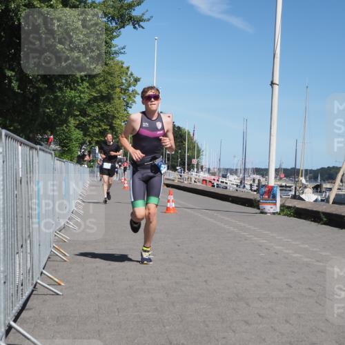 17.08.2025 - KN Förde Triathlon 2025 KatJ http://msf.ph/oto/8588464 17.08.2025 13:32:33 Laufen 395, 509 meine-sportfotos.de