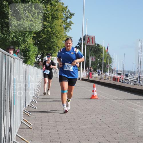 17.08.2025 - KN Förde Triathlon 2025 KatJ http://msf.ph/oto/8588489 17.08.2025 10:39:35 Laufen 142, 156, 186 meine-sportfotos.de