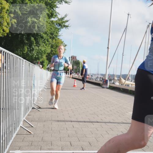 17.08.2025 - KN Förde Triathlon 2025 KatJ http://msf.ph/oto/8588514 17.08.2025 10:14:41 Laufen 111, 119, 216, 223 meine-sportfotos.de