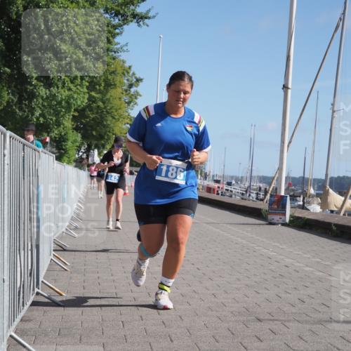 17.08.2025 - KN Förde Triathlon 2025 KatJ http://msf.ph/oto/8588516 17.08.2025 10:39:38 Laufen 142, 156, 186 meine-sportfotos.de