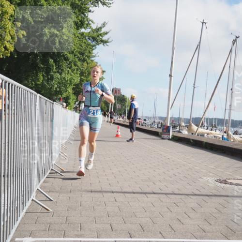 17.08.2025 - KN Förde Triathlon 2025 KatJ http://msf.ph/oto/8588519 17.08.2025 10:14:41 Laufen 111, 119, 216, 223 meine-sportfotos.de
