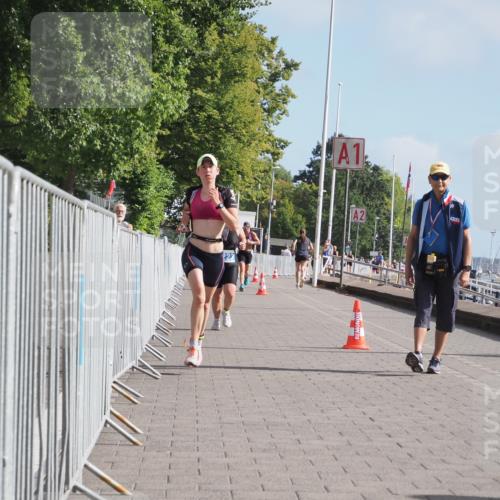 17.08.2025 - KN Förde Triathlon 2025 KatJ http://msf.ph/oto/8588553 17.08.2025 10:14:44 Laufen 119, 216, 223 meine-sportfotos.de