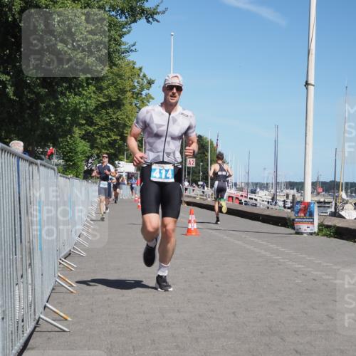17.08.2025 - KN Förde Triathlon 2025 KatJ http://msf.ph/oto/8588653 17.08.2025 13:32:44 Laufen 413, 414, 469 meine-sportfotos.de