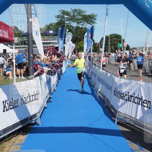 17.08.2025 - KN Förde Triathlon 2025 MichiJ http://msf.ph/oto/8588655 17.08.2025 13:45:19 Laufen 456 meine-sportfotos.de