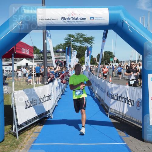 17.08.2025 - KN Förde Triathlon 2025 MichiJ http://msf.ph/oto/8588720 17.08.2025 13:45:21 Laufen 456 meine-sportfotos.de