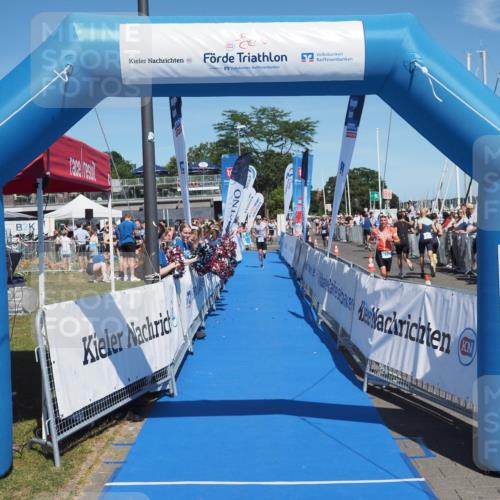 17.08.2025 - KN Förde Triathlon 2025 MichiJ http://msf.ph/oto/8588765 17.08.2025 13:45:22 Laufen 456 meine-sportfotos.de