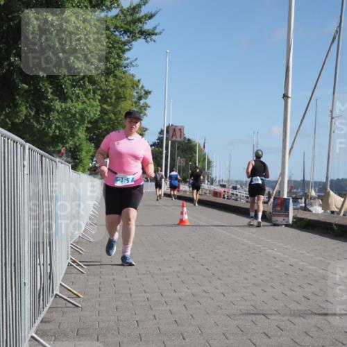 17.08.2025 - KN Förde Triathlon 2025 KatJ http://msf.ph/oto/8588789 17.08.2025 10:40:01 Laufen 251 meine-sportfotos.de
