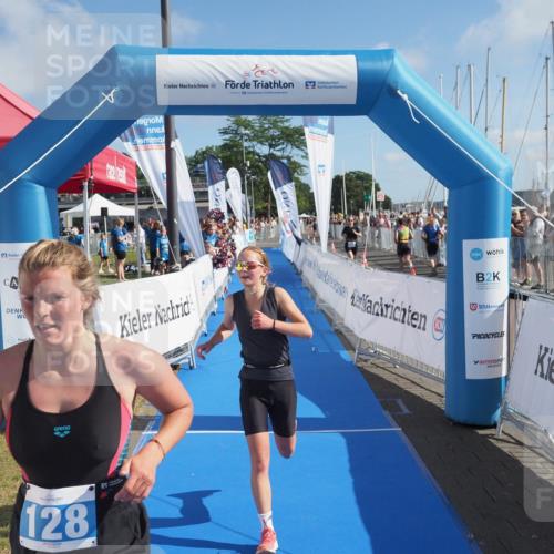17.08.2025 - KN Förde Triathlon 2025 MichiJ http://msf.ph/oto/8588791 17.08.2025 10:30:54 Laufen 128, 204 meine-sportfotos.de