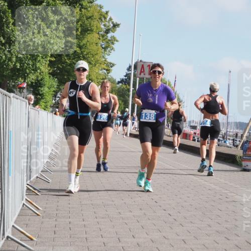 17.08.2025 - KN Förde Triathlon 2025 KatJ http://msf.ph/oto/8588808 17.08.2025 10:15:03 Laufen 128, 138, 159 meine-sportfotos.de