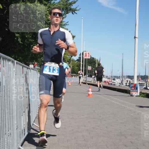 17.08.2025 - KN Förde Triathlon 2025 KatJ http://msf.ph/oto/8588813 17.08.2025 13:32:50 Laufen 413, 458, 466, 469 meine-sportfotos.de